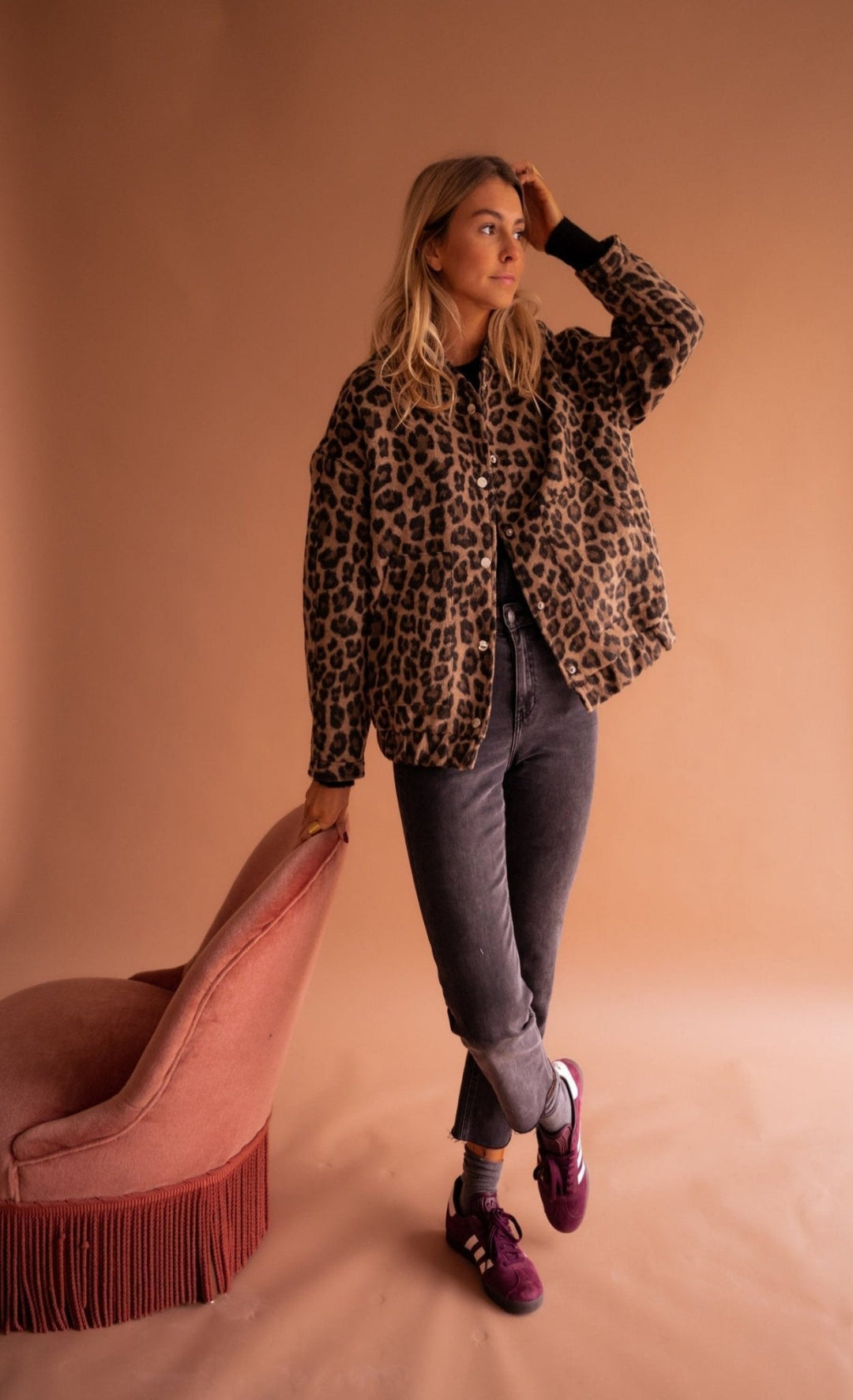 Arya - Short Jacket with Leopard Print