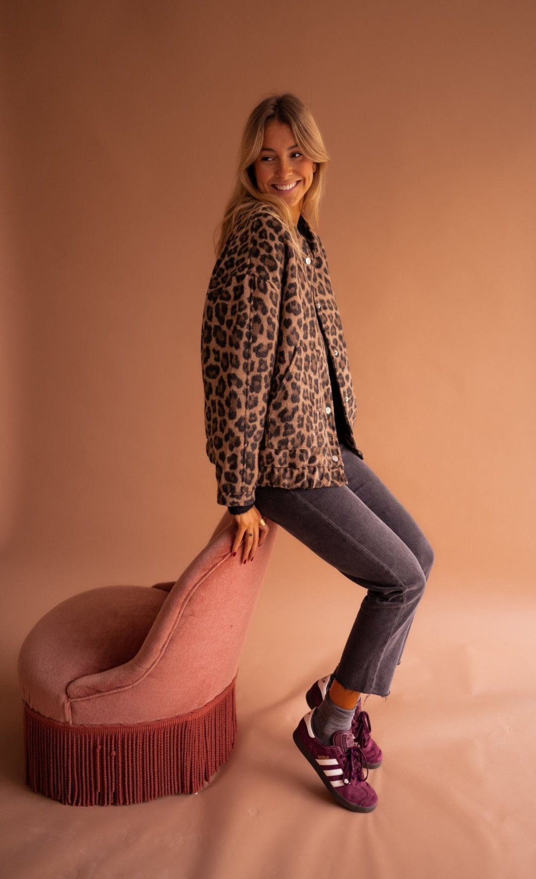 Arya - Short Jacket with Leopard Print