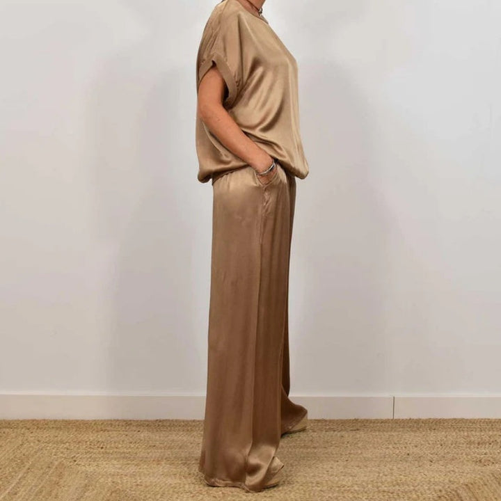 Eden - Stylish Two-Piece Set