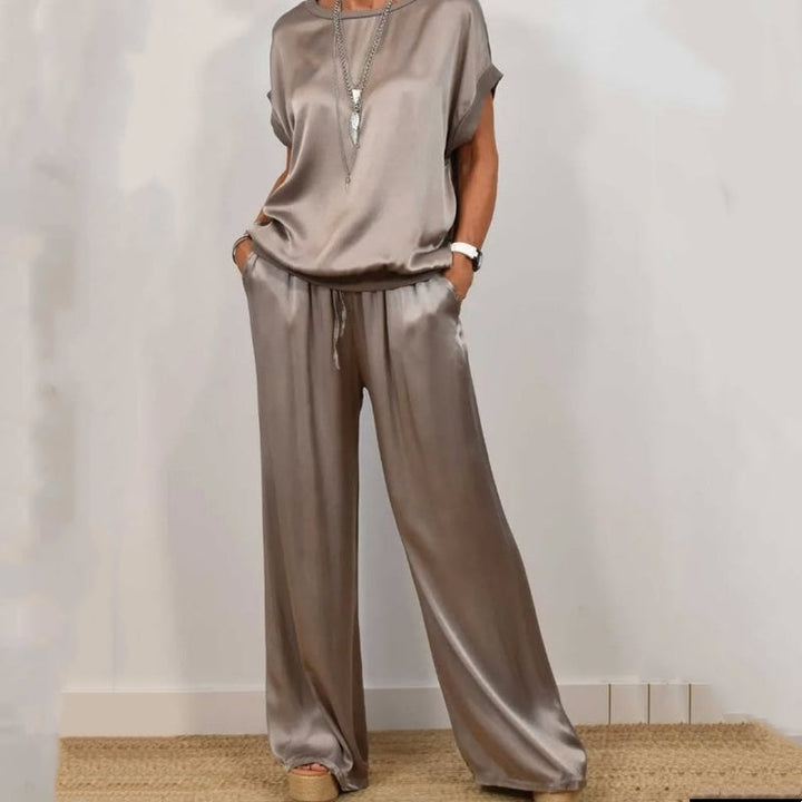 Eden - Stylish Two-Piece Set